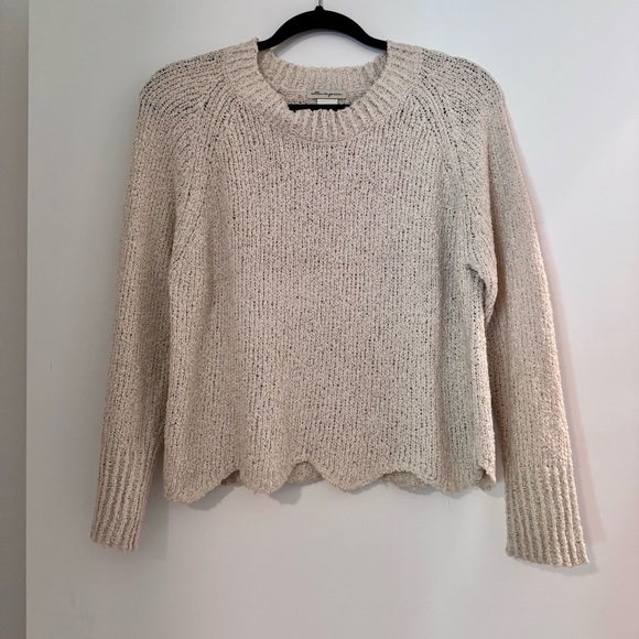 Miriam Cropped Scalloped Hem Pullover EUC - Picture 2 of 2